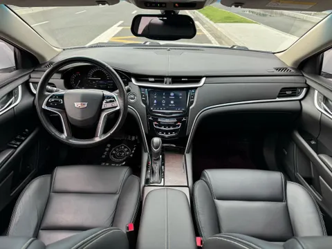 Cadillac XTS