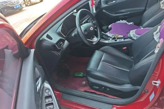 Hyundai Lafesta