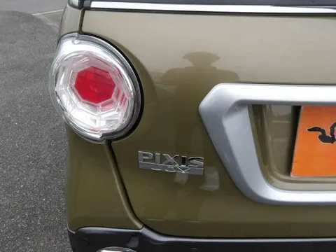 Toyota Pixis Joy