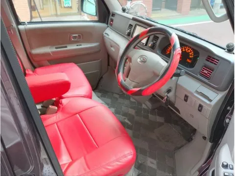 Daihatsu Atrai Wagon