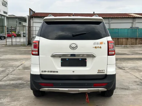 BAIC S3