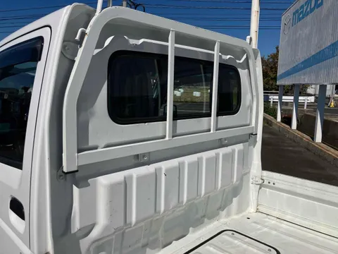 Mazda Scrum Truck