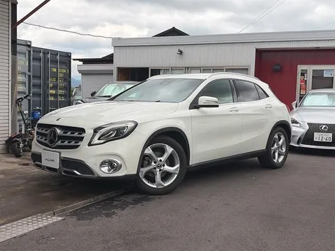 Mercedes-Benz GLA-Class