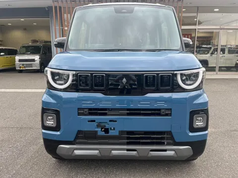 Mitsubishi Delica Mini
