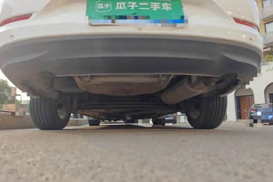 Geely Vision