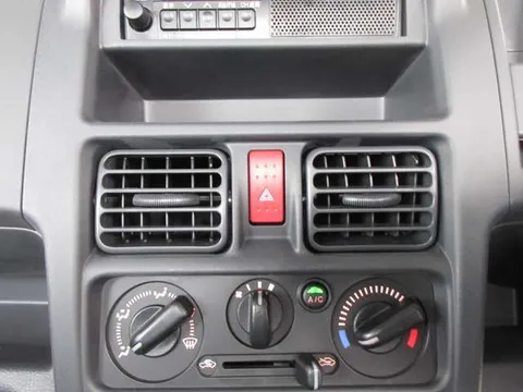 Nissan Clipper Truck