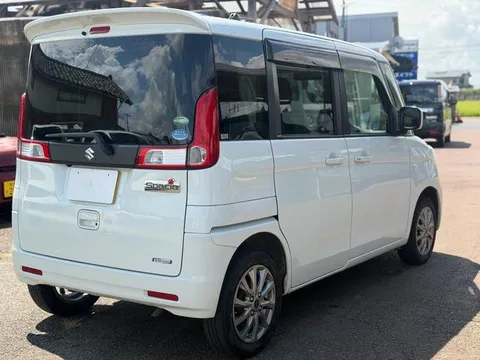 Suzuki Spacia