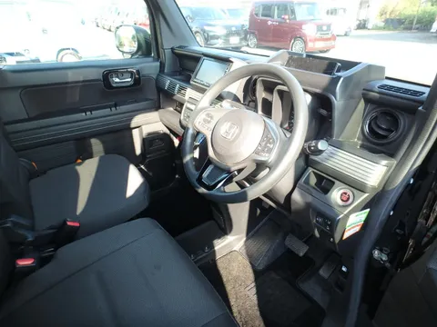 Honda N-VAN Plus Style