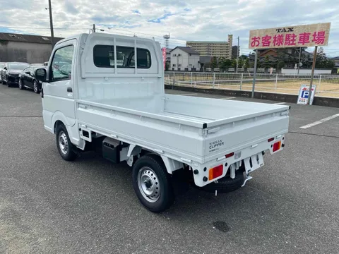 Nissan Clipper Truck