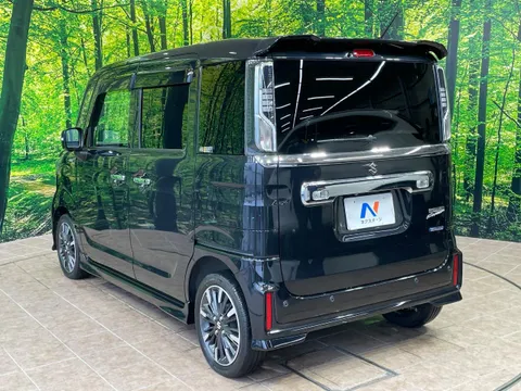 Suzuki Spacia Custom