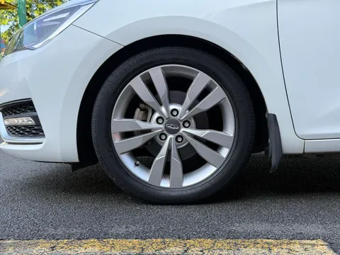 Chery Arrizo 5