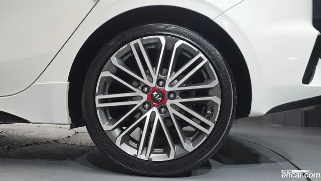 Kia Cerato (K3)