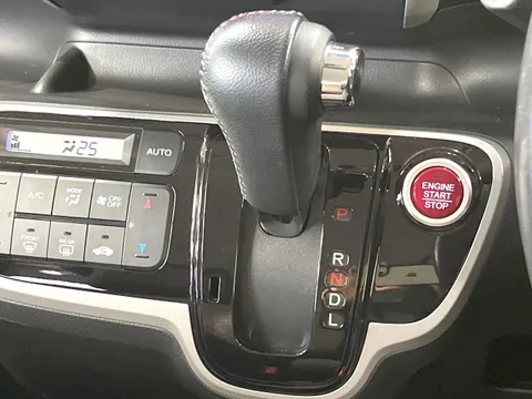 Honda N-BOX+ Custom