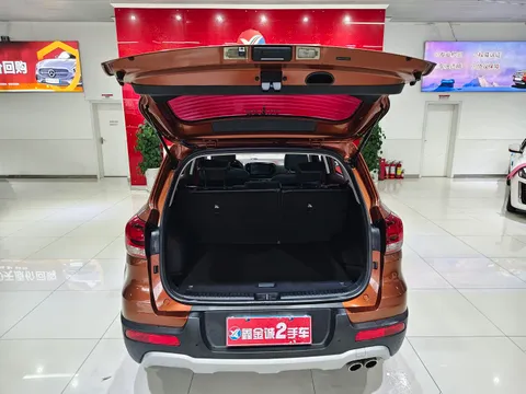 Kia KX3