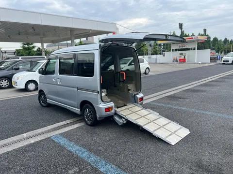 Daihatsu Atrai Wagon