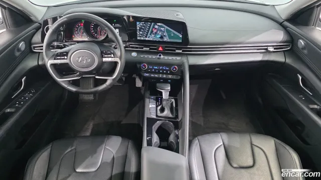 Hyundai Elantra (Avante)