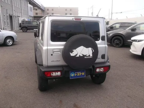 Suzuki Jimny Sierra