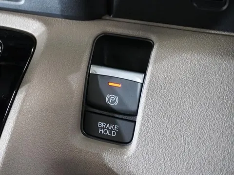 Honda N-BOX Joy