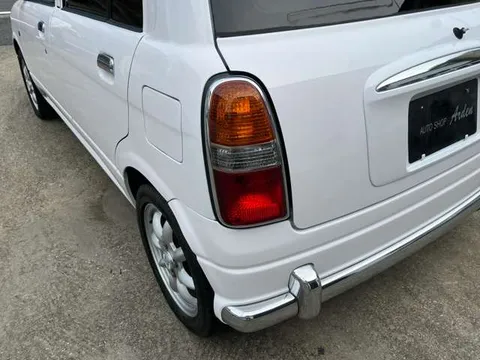 Daihatsu Mira Gino