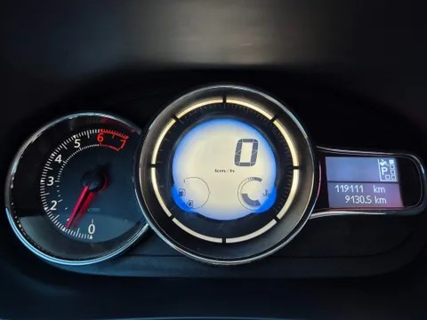 Renault SM3