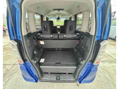 Honda N-BOX Plus