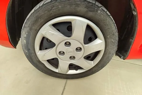 BYD F0