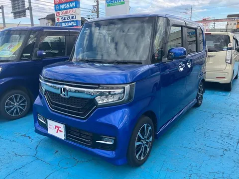 Honda N-BOX Custom