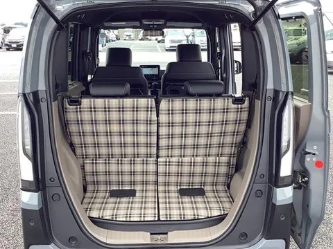 Honda N-BOX Joy