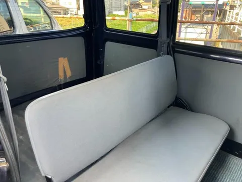 Mitsubishi Minicab Van