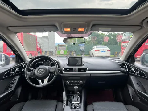 Mazda Mazda 3
