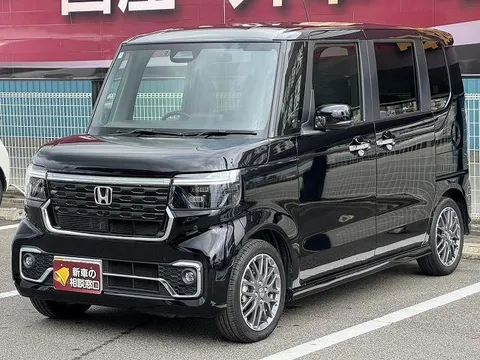 Honda N-BOX Custom