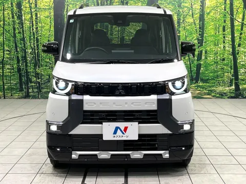 Mitsubishi Delica Mini