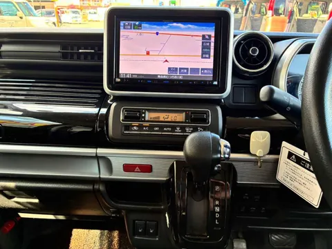 Suzuki Spacia Custom