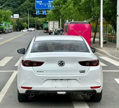 Mazda Mazda 3