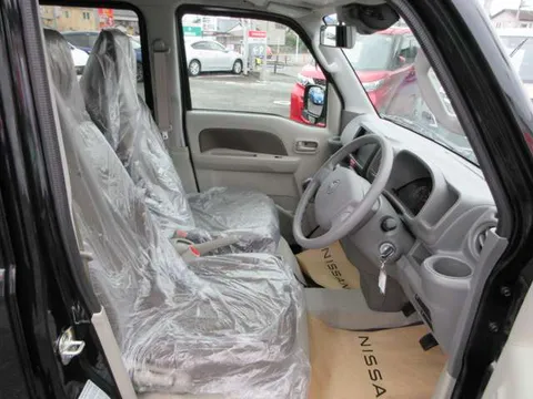 Nissan Clipper