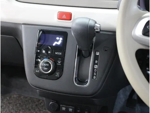 Daihatsu Mira Tocot