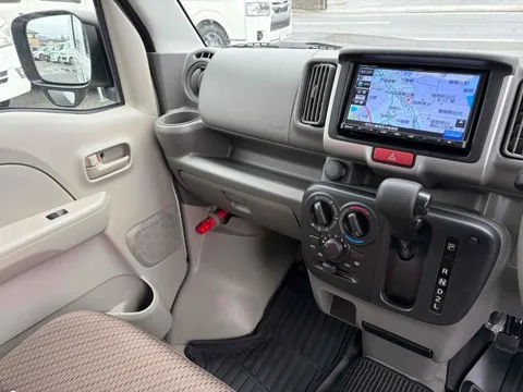 Nissan Clipper