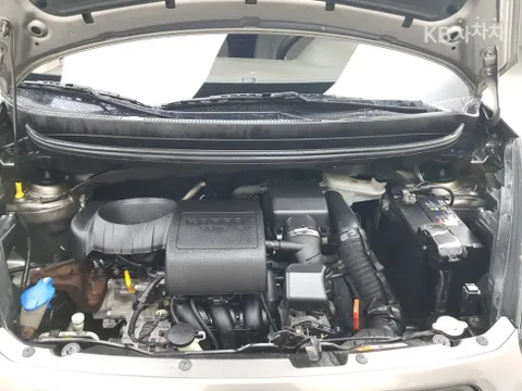 Kia Deluxe