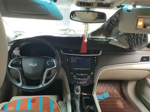Cadillac XTS