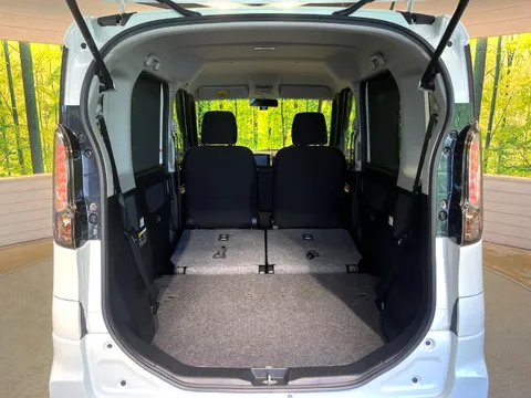 Suzuki Spacia Custom Z