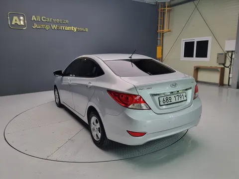 Hyundai Accent