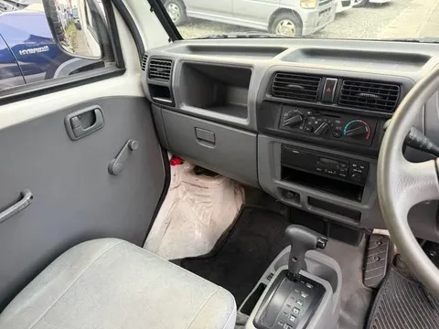 Mitsubishi Minicab Van