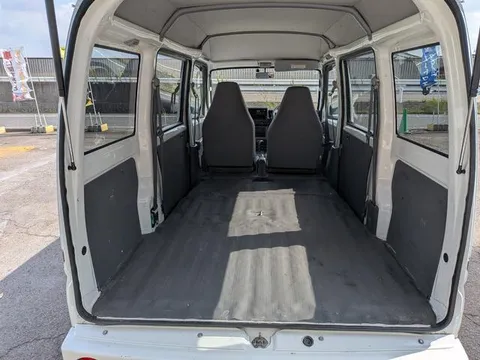Mitsubishi Minicab Van