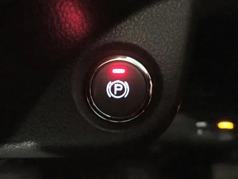 Honda N-BOX Slash