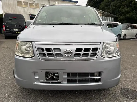 Nissan Otti