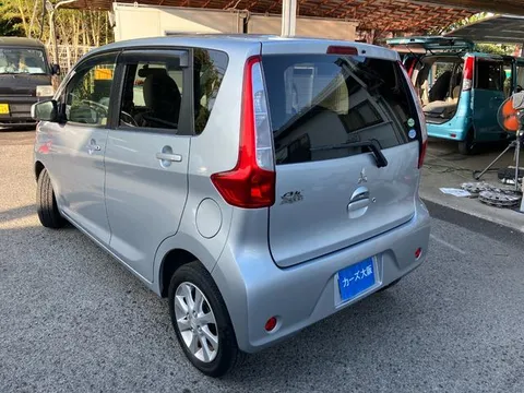 Mitsubishi eK Wagon