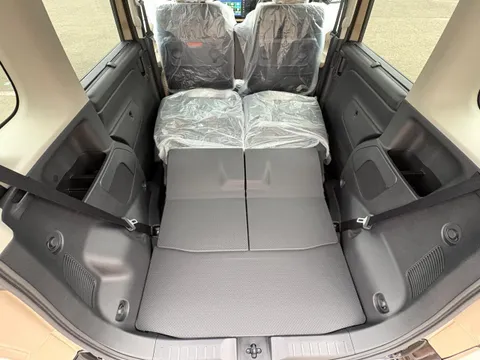 Mitsubishi Delica Mini