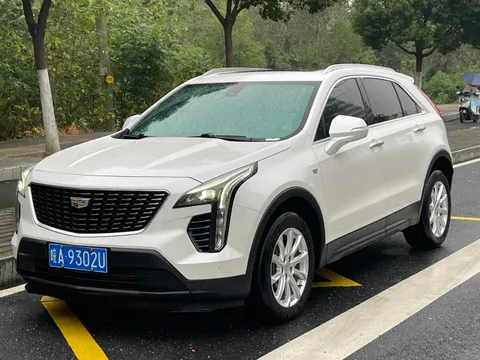 Cadillac XT4
