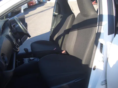 Toyota Yaris (Vitz)