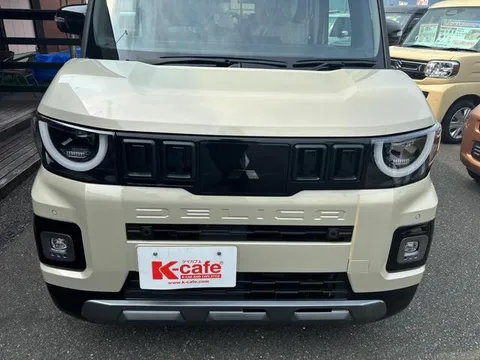 Mitsubishi Delica Mini